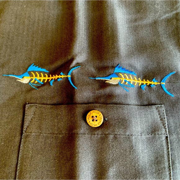 EUC - Hook & Tackle Marlin Swordfish Embroidered Button Up Dress Shirt - Picture 11 of 12